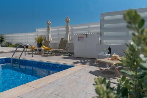 Narcissos Bay View Villa