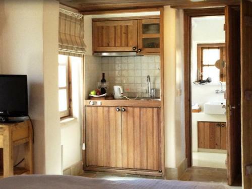 Hostal Apokryfo Traditional Guesthouse