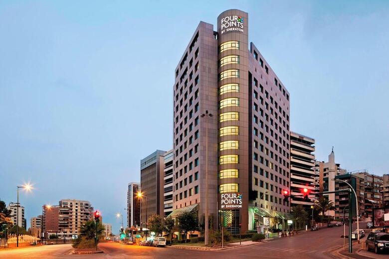 Hotel Four Points By Sheraton (clase)