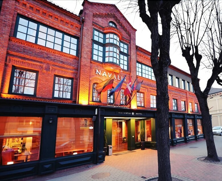Hotel Navalis