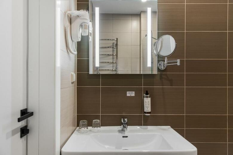 Algirdas City Hotels