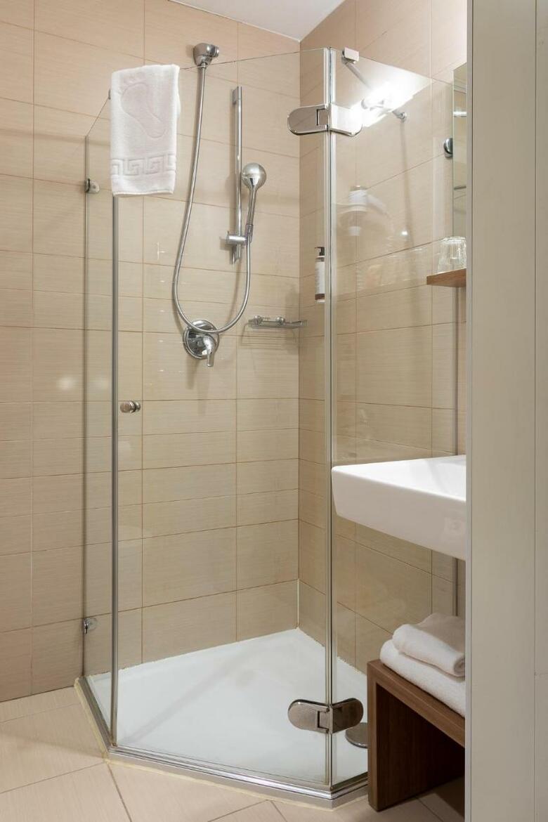 Algirdas City Hotels