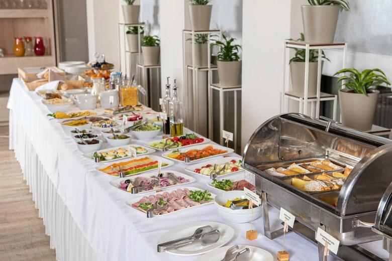 Algirdas City Hotels