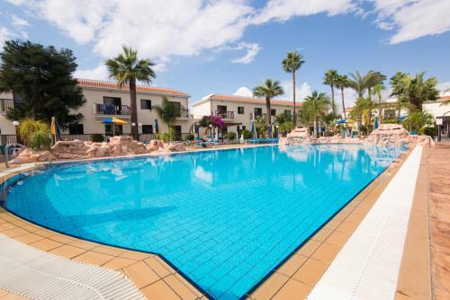 Aparthotel Loutsiana I & II Deluxe Apts