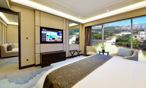 Fuzhou Lakeside Hotel