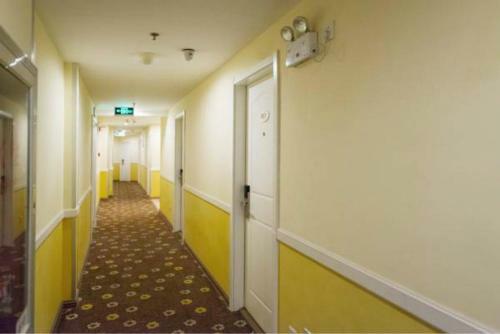 Hotel Home Inn Beijing Changping Tiyuguan