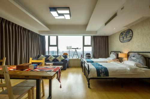 Chengdu Memory Space Apartment Taiguli Branch