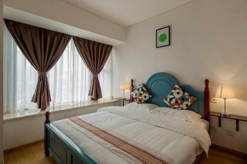 Chengdu Memory Space Apartment Taiguli Branch