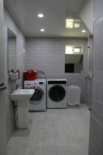 Hostal Embassy Guesthouse Itaewon