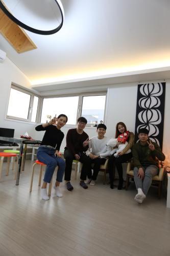 Hostal Airport Guesthouse Ko-in
