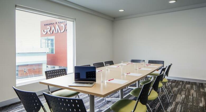 Hotel Express By Holiday Inn Tecnologico Monterrey
