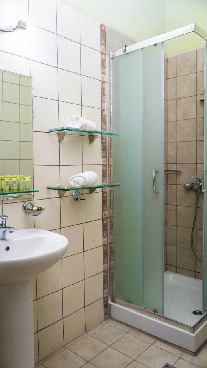 Dellas Boutique Hotel
