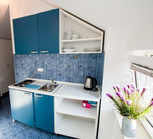 City & River View Apartment