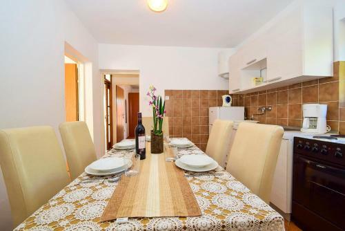 Apartments Radojka 1203