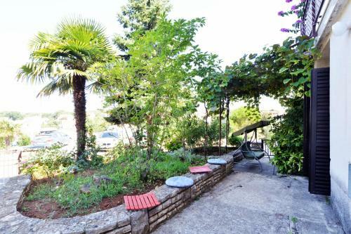 Apartments Maruzin
