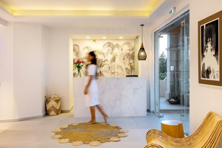 Hotel La Stella Apartments & Suites