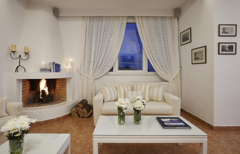Hotel Milos