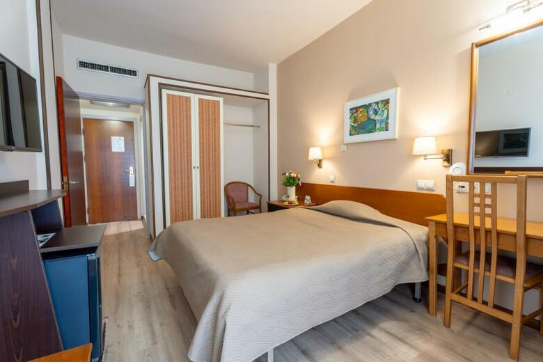 Hotel Queen Olga