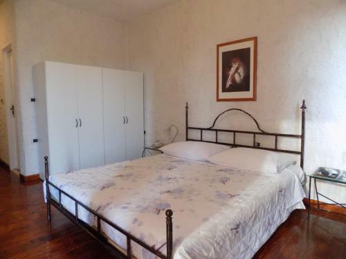 Hostal Rooms And Apartment Feral