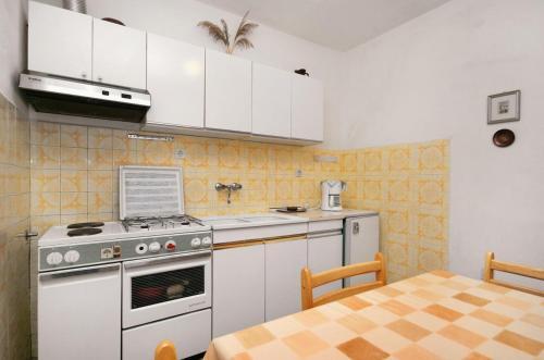 Apartments With A Parking Space Baska (krk) - 5412