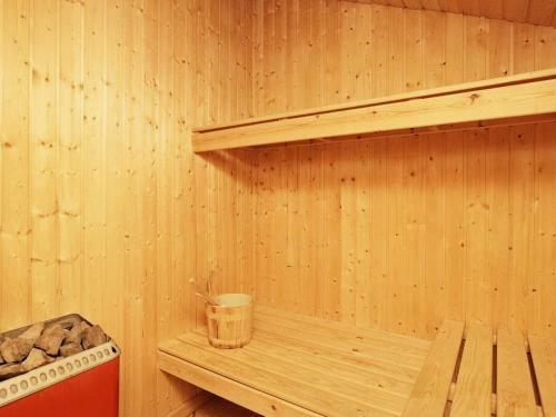 Four-bedroom Holiday Home In Hirtshals 2