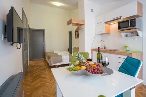 Adrion Aparthotel