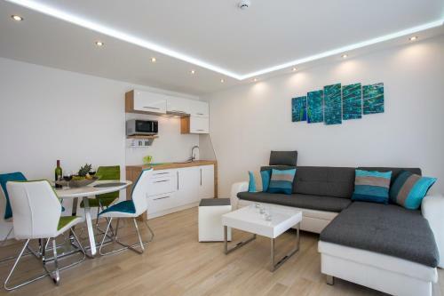 Adrion Aparthotel