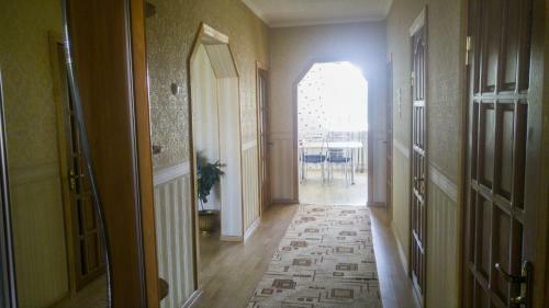 Hostal Vladimir Guest House