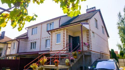 Hostal Vladimir Guest House
