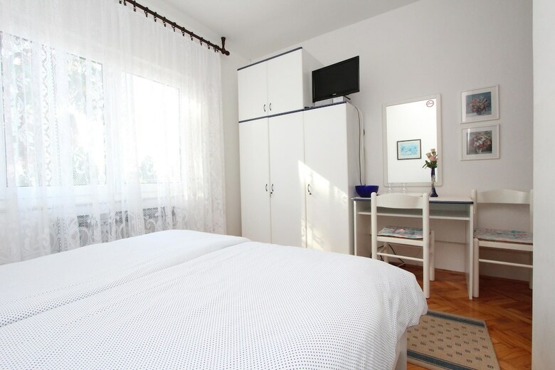 Rooms And Apartments Bella Vista