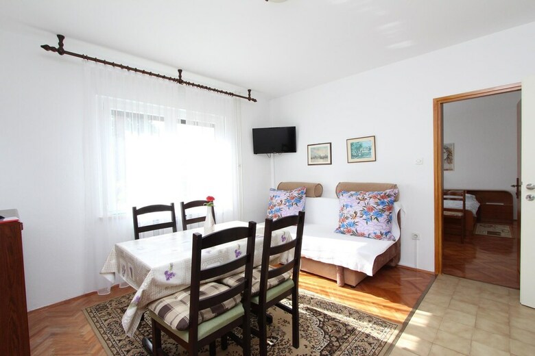 Rooms And Apartments Bella Vista