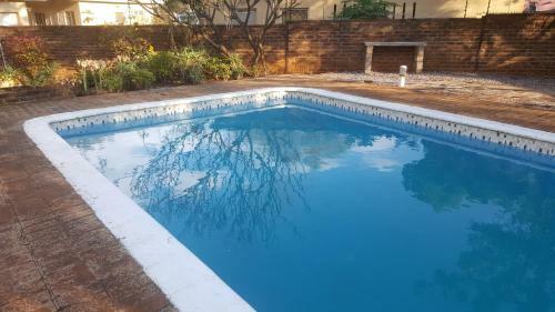 Hostal River-ridge Guest House