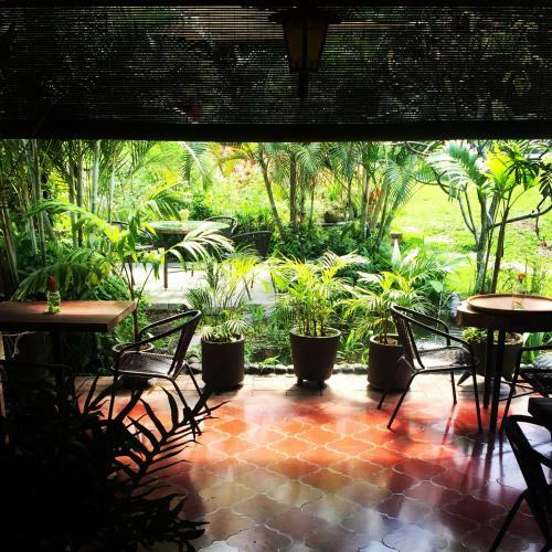 Cinco Hotel B&B