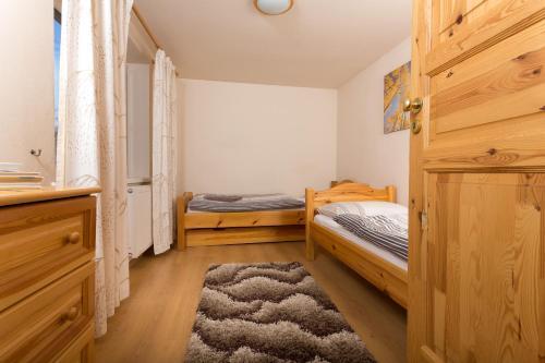 Albergue Apartments Zdiar