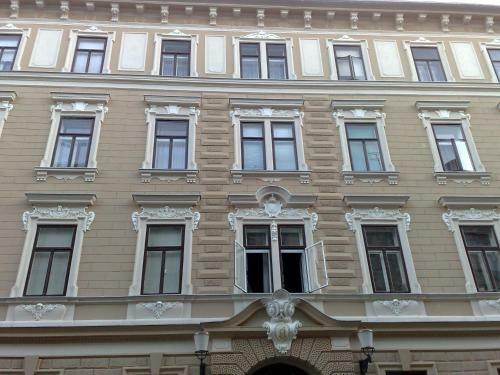 Art Aemona Apartment