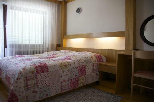 Bed & Breakfast Alparti Mini Hotel