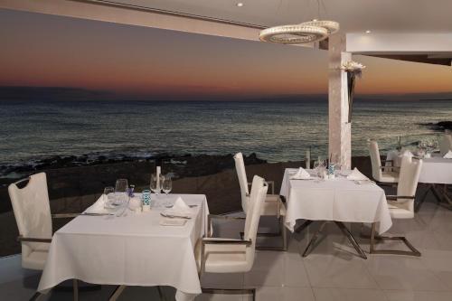 Hotel Lani's Suites De Luxe - Adults Only