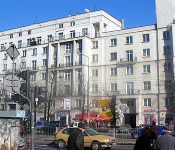 Nil Pol Apartments