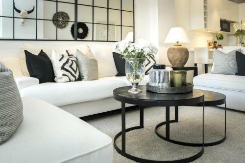 Cl-spectacular 1 Bedroom Apartment