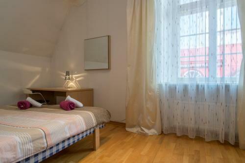 Parkers Boutique Apartments - Old Town Square