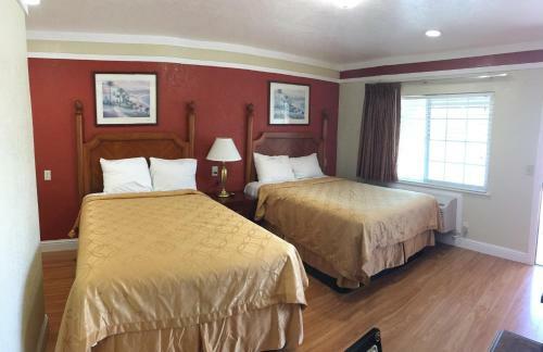 Wagon Wheel Motel