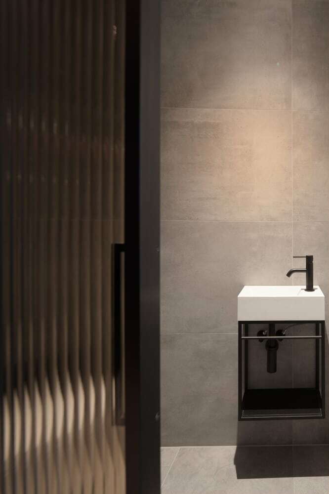 Ea Hotel M�nes