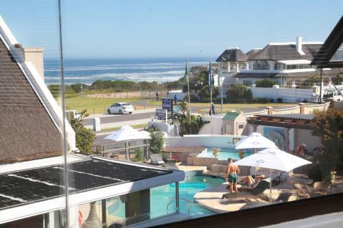 Misty Waves Boutique Hotel