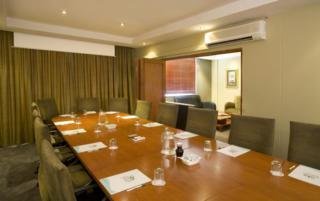 Hotel Don Sandton III