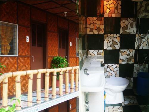 Hotel Stefanie Grace Paradise Inn