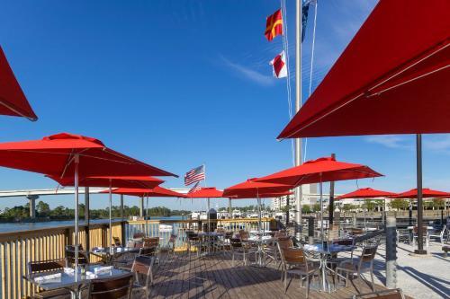 Hotel Springhill Suites Orange Beach At The Wharf