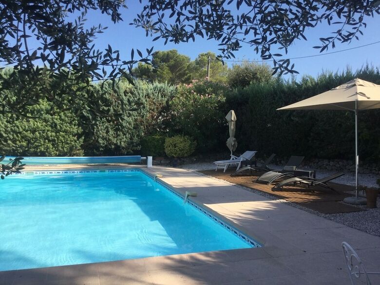 Hostal Le Patio Fleuri