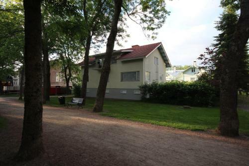 Apartamentos Majoitushuoneisto Tuomipuisto