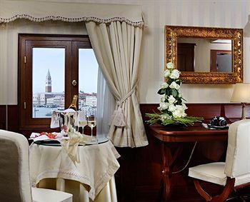 Hotel Bucintoro