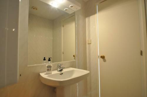 Rnet - Apartments Roses Nord